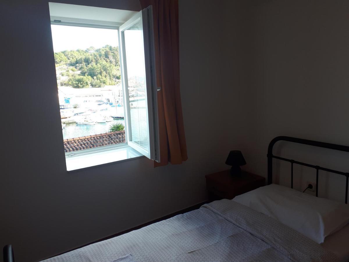 Guest House Provista Veli Iž 외부 사진